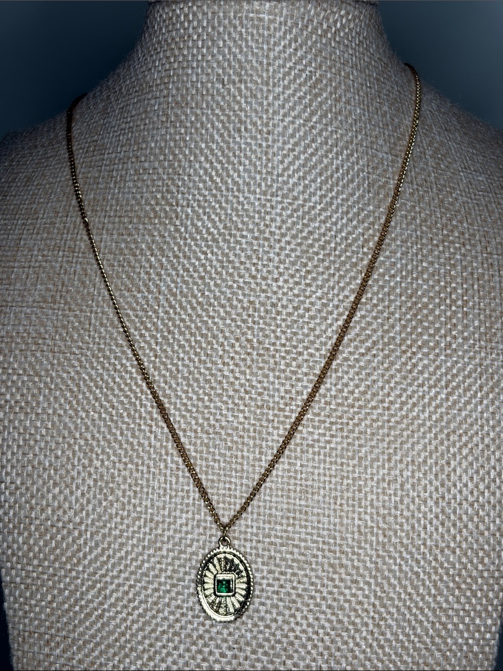 Gold Tone Pendant Necklace with Green Accent adjustable